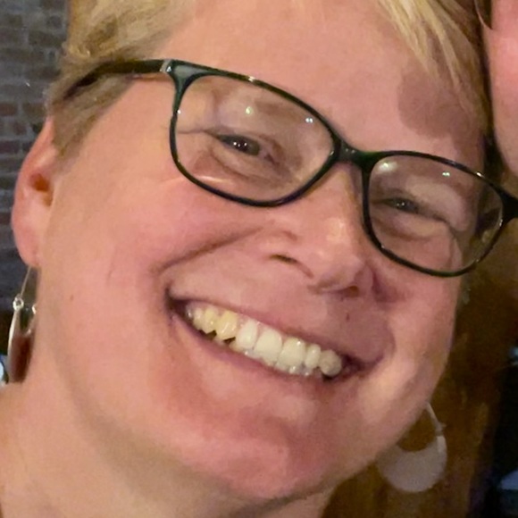Meet your Posher, Susan - Picture 1 of 1